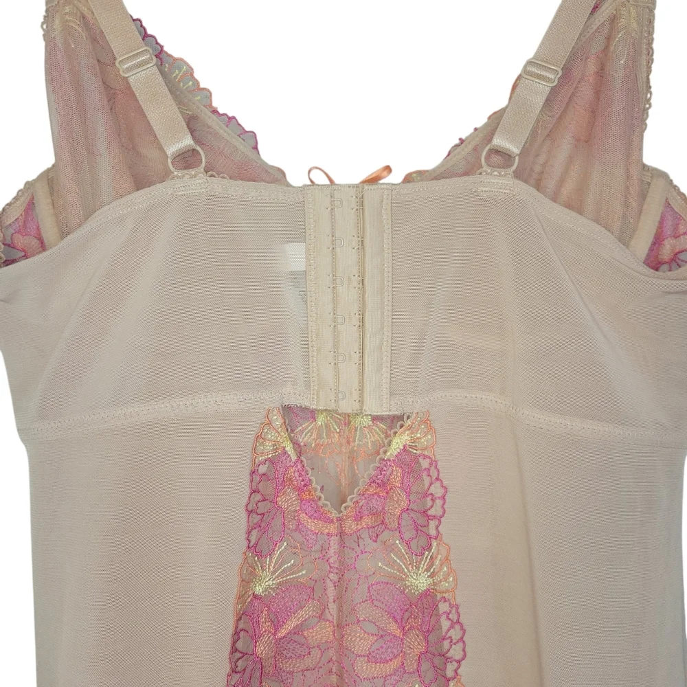 Torrid Curve Nude Floral Embroidered Mesh Chemise lingerie, Size 0 - Picture 10 of 13